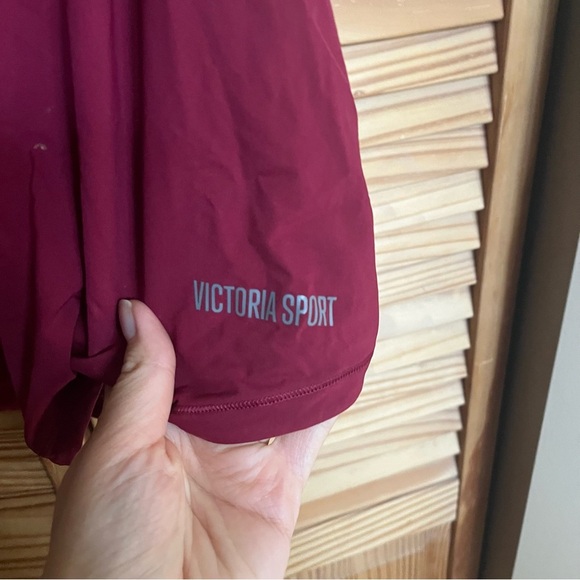 Victoria’s Secret Sport Athletic Tank Top Burgundy Red Mesh Size S Gym - Picture 5 of 8